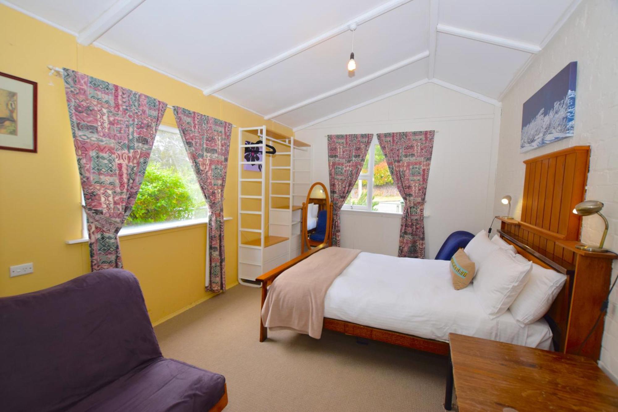 Waragil - Original Settler's Holiday home